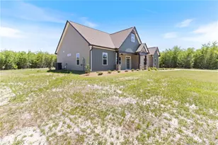 7034 Pocosin St, Fayetteville, NC 28312 - Photo 34
