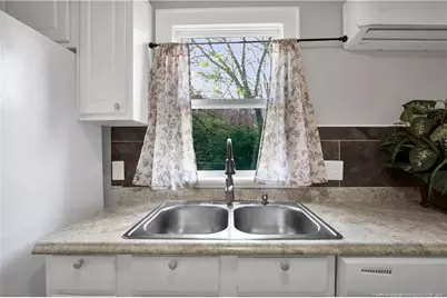 326 Hawley Lane, Fayetteville, NC 28301 - Photo 12