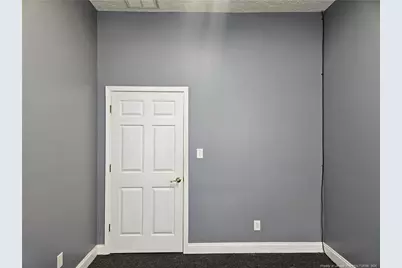 5511 Raeford Road #204, Fayetteville, NC 28304 - Photo 4