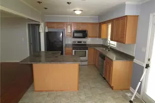 1421 Berkshire Rd, Fayetteville, NC 28304 - Photo 2