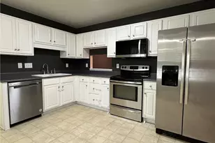 3679 Pioneer Dr, Hope Mills, NC 28348 - Photo 14
