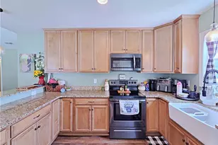 530 Browning Dr, Saint Pauls, NC 28384 - Photo 8