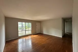 1810 Wendover Dr, Fayetteville, NC 28304 - Photo 2