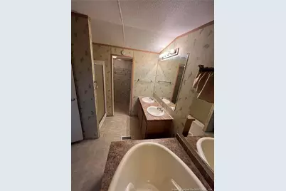 14615 Nc Hwy 130 E, Fairmont, NC 28340 - Photo 20