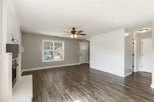1401 Jockey Ct, Parkton, NC 28371 - Photo 6