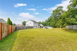1401 Jockey Ct, Parkton, NC 28371 - Photo 28