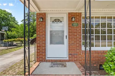 1910 Ireland Drive, Fayetteville, NC 28304 - Photo 2