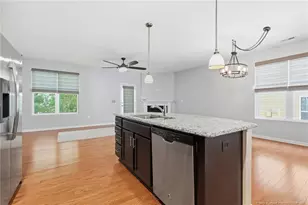 647 Briarcliff St, Apex, NC 27502 - Photo 8