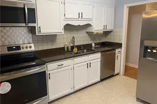 1728 Empress Ln, Fayetteville, NC 28304 - Photo 2