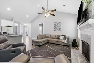 4228 Pleasantburg Dr, Fayetteville, NC 28312 - Photo 12