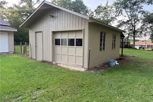 100 McRae St, Red Springs, NC 28377 - Photo 6