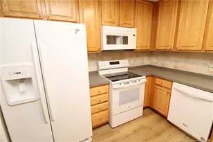 2628 Farlow Gap Ln, Raleigh, NC 27603 - Photo 14
