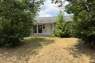 412 Buie Ct, Fayetteville, NC 28304 - Photo 1
