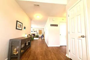 5215 Woodpecker Dr, Hope Mills, NC 28348 - Photo 4