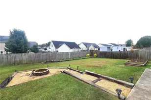 5215 Woodpecker Dr, Hope Mills, NC 28348 - Photo 14
