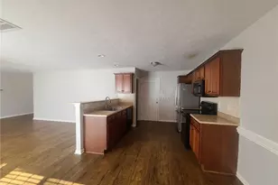 5215 Woodpecker Dr, Hope Mills, NC 28348 - Photo 10