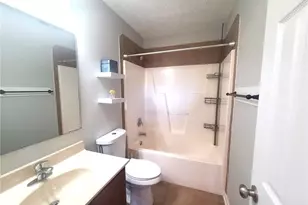 5215 Woodpecker Dr, Hope Mills, NC 28348 - Photo 24