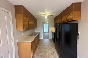 7850 Penelope Dr, Fayetteville, NC 28314 - Photo 8