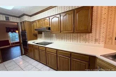6463 Windy Creek Way, Fayetteville, NC 28306 - Photo 8