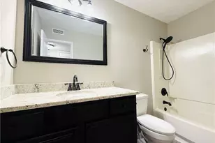 6927 Wickersham Dr, Fayetteville, NC 28314 - Photo 16