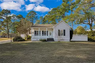 89 Willoughby Dr, Saint Pauls, NC 28384 - Photo 2