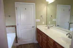 4009 Quarry Hollow Drive, Fayetteville, NC 28306 - Photo 8