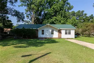 202 Murray Fork Dr, Fayetteville, NC 28314 - Photo 2