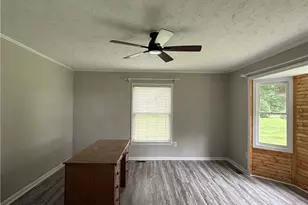 1057 Andrews Rd, Red Springs, NC 28377 - Photo 16