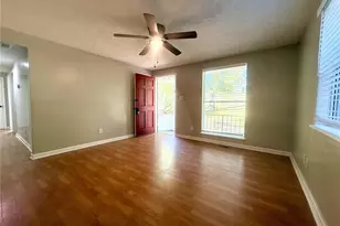 2346 Lake Ave, Fayetteville, NC 28301 - Photo 2