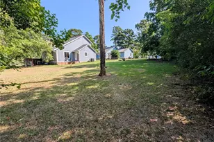 1327 Fraser Dr, Fayetteville, NC 28303 - Photo 22
