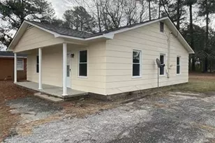 4935 Walnut Dr, Fayetteville, NC 28304 - Photo 2