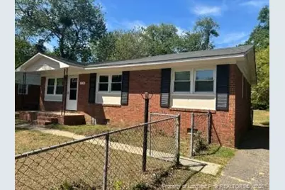 1070 Rulnick Street, Fayetteville, NC  - Photo 2