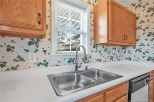 105 Walta Ct, Fayetteville, NC 28306 - Photo 10