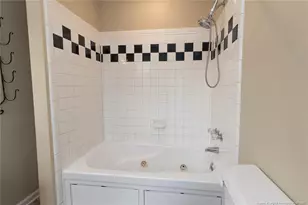 717 W Cutlar St, Saint Pauls, NC 28384 - Photo 34