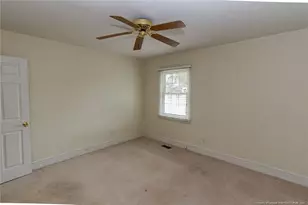 717 W Cutlar St, Saint Pauls, NC 28384 - Photo 26