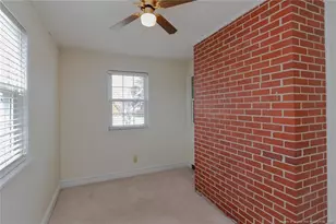 717 W Cutlar St, Saint Pauls, NC 28384 - Photo 12