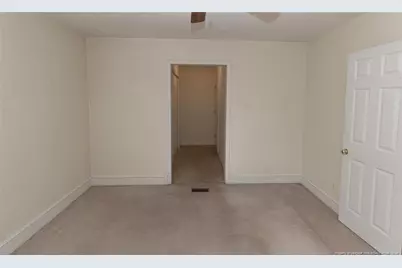 717 W Cutlar Street, Saint Pauls, NC 28384 - Photo 20