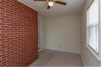 717 W Cutlar Street, Saint Pauls, NC 28384 - Photo 10