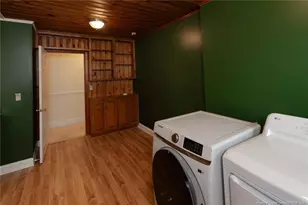 717 W Cutlar St, Saint Pauls, NC 28384 - Photo 30
