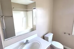 1232 Jereens Creek Rd, Fayetteville, NC 28312 - Photo 14