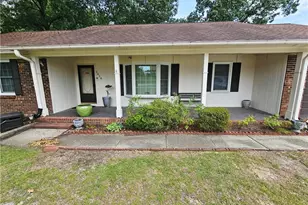 1628 Sweetgum Cir, Fayetteville, NC 28304 - Photo 2
