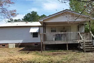 404 Mcdougald Dr, Raeford, NC 28376 - Photo 2