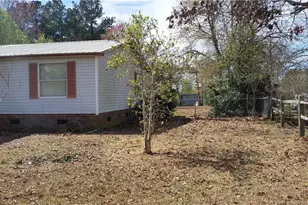 404 Mcdougald Dr, Raeford, NC 28376 - Photo 8