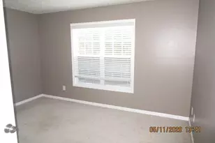 642 Pinevalley Ln, Sanford, NC 27332 - Photo 10