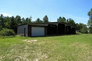 4512 Tobacco Rd, Orrum, NC 28369 - Photo 16