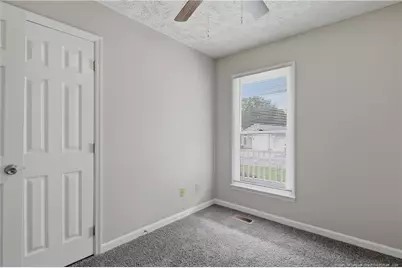 5816 Bloomsbury Drive, Fayetteville, NC 28306 - Photo 36