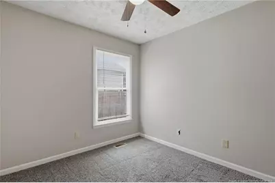 5816 Bloomsbury Drive, Fayetteville, NC 28306 - Photo 40
