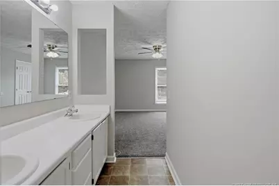 5816 Bloomsbury Drive, Fayetteville, NC 28306 - Photo 32