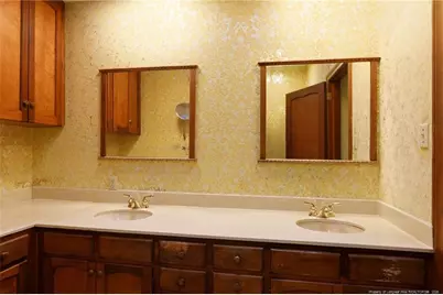 1205 Longleaf Drive, Fayetteville, NC 28305 - Photo 30