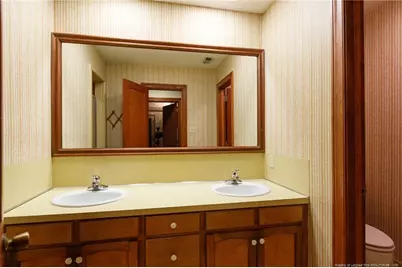 1205 Longleaf Drive, Fayetteville, NC 28305 - Photo 34